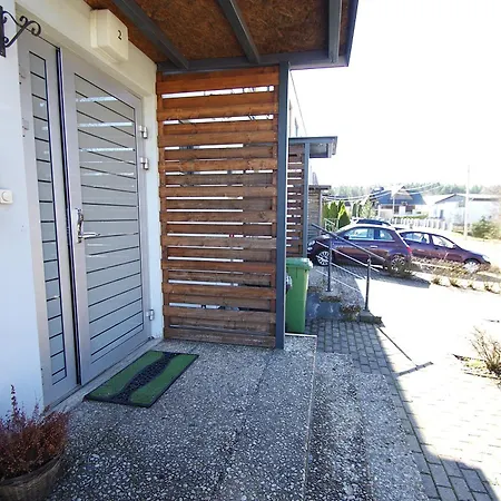 Quiet And Spacious With Beautiful Garden And Terrace Lejlighed