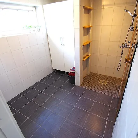 Quiet And Spacious With Beautiful Garden And Terrace Lejlighed *